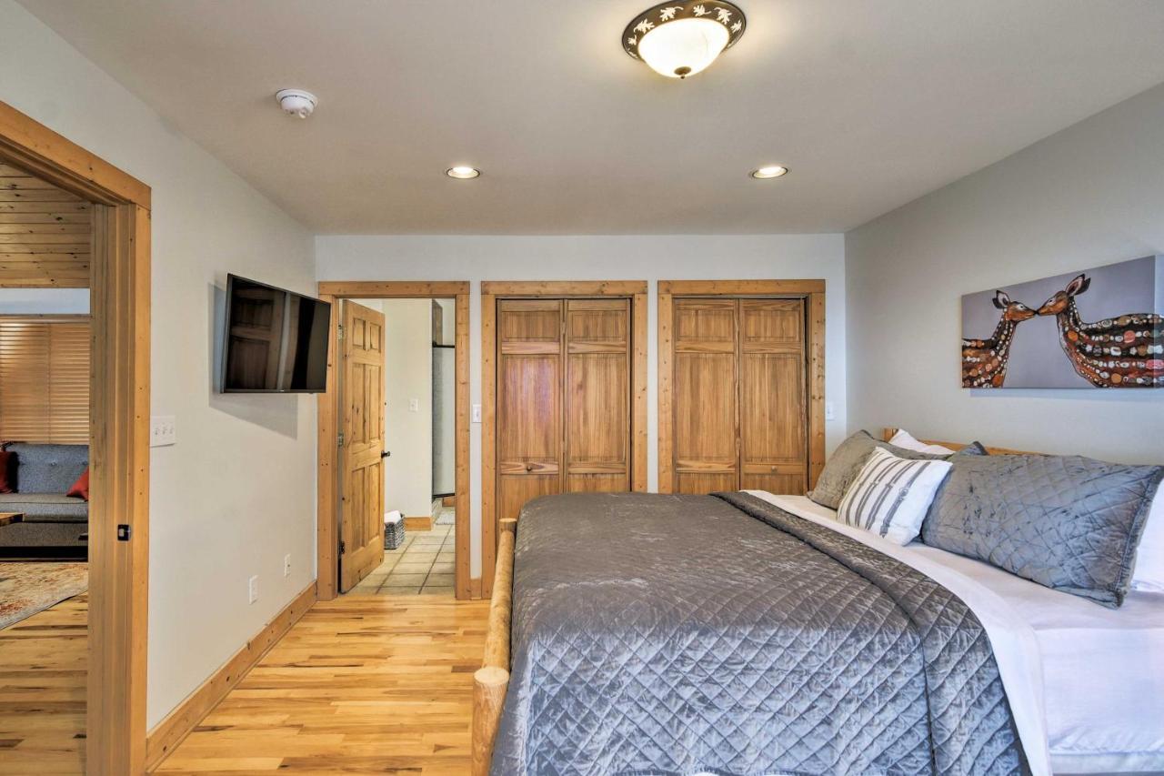 Cabin With Hot Tub And Mountain Views Less Than 5 Mi To Boone Блоуинг Рок Екстериор снимка